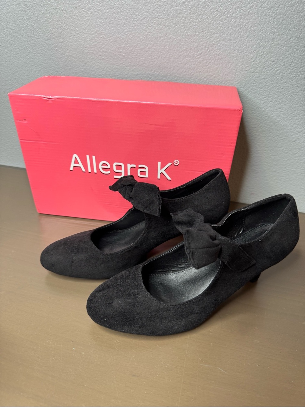 NWT 7.5 women’s Allegra K Black Bow Mary Jane Heels